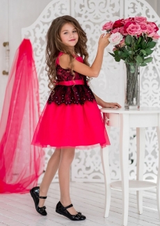 Платье для девочки Кармелита (малиновое с черным кружевом)