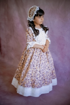 Платье для девочки Маленькая барышня (цветочки на коричневом)